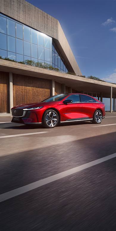 Elektrisches Fahrerlebnis geprägt durch japanische Handwerkskunst